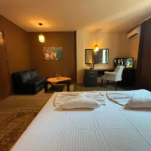 https://family-hotel-vaso.varna-hotels.com
