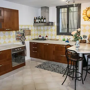 Delizioso Monolocale Con Giardino Grosseto